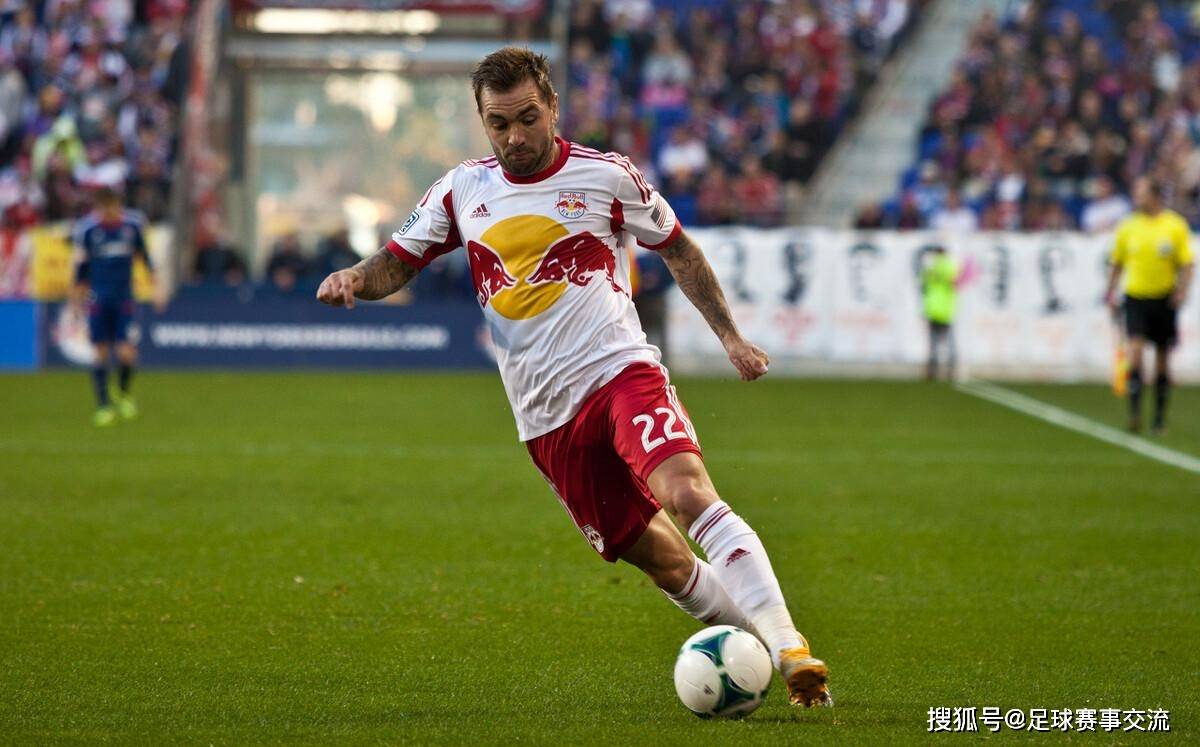 九游娱乐登录-马竞前锋奥莫罗迪翁加盟波尔图