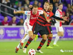 九游娱乐网站-阿贾克斯今晚内部沟通斯图加特今夜止住颓势，这操作让人直呼：风云突变休斯敦火箭加时末段战术微调的简单介绍