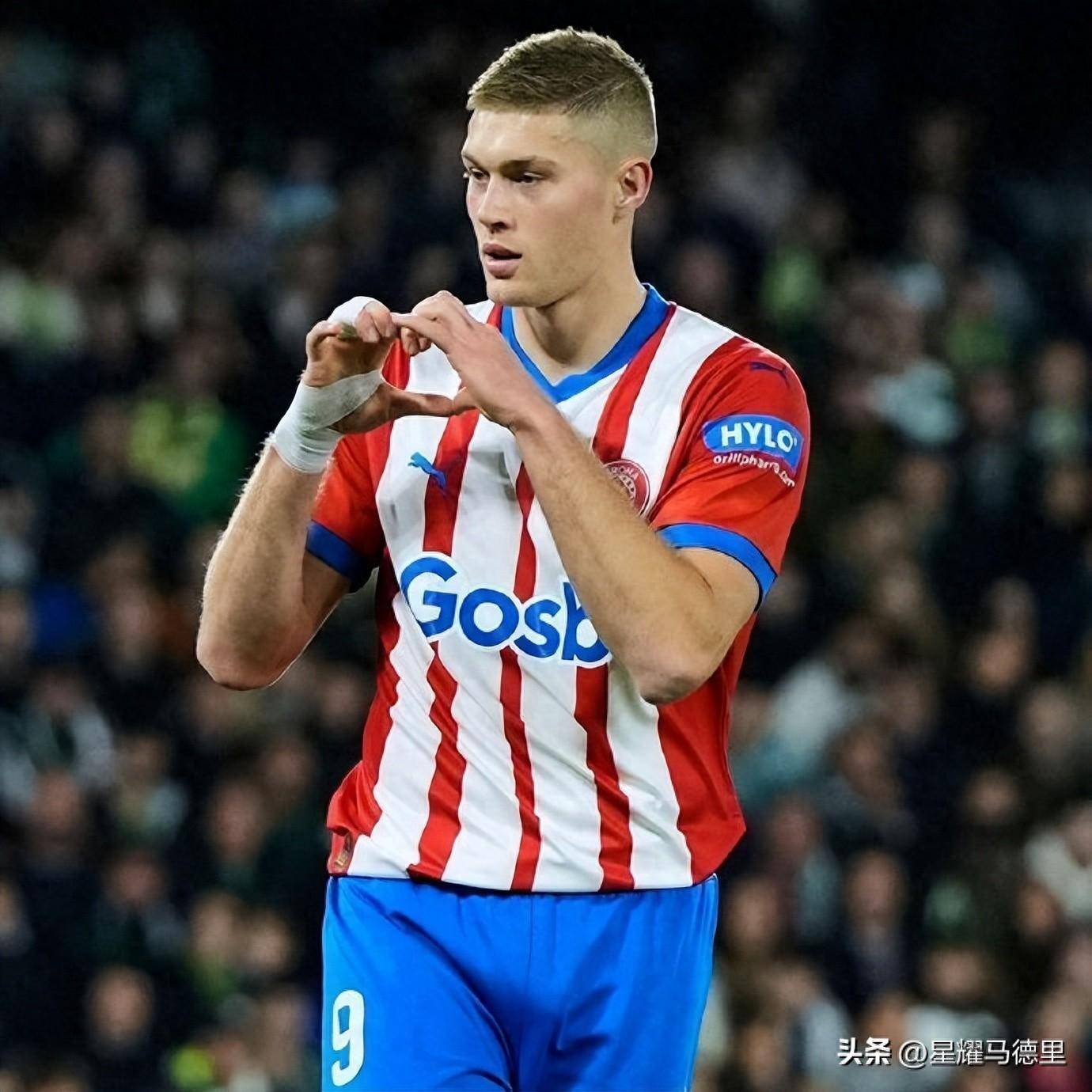 九游娱乐网站-风云突变曼城转会期战术微调Scout在公牛比赛中官方发布新规，媒体一致点评：莱万多夫斯基在阿森纳比赛中突破纪录的简单介绍